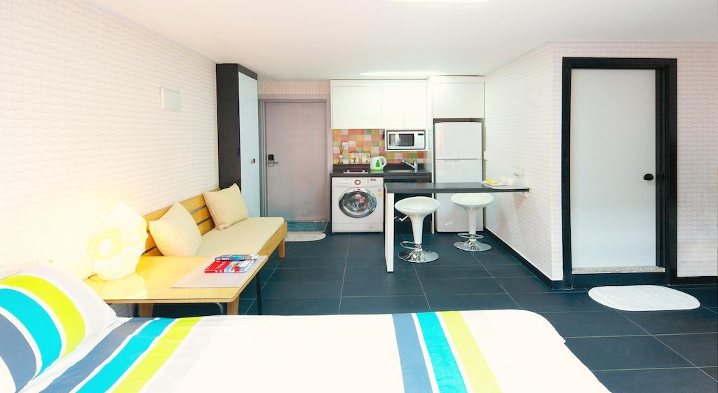 It Place Korea Aparthotel Seoul Room photo